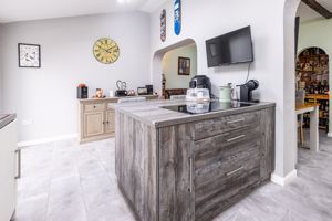 Kitchen- click for photo gallery